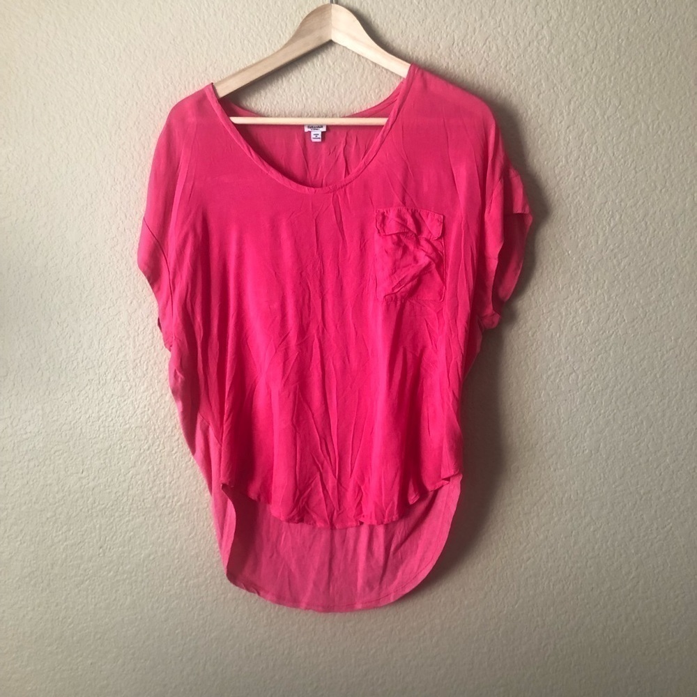 Splendid high low Hem short sleeve top